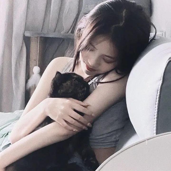 桃红女霸